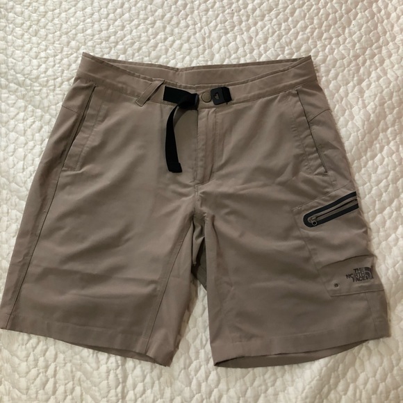 the north face khaki shorts